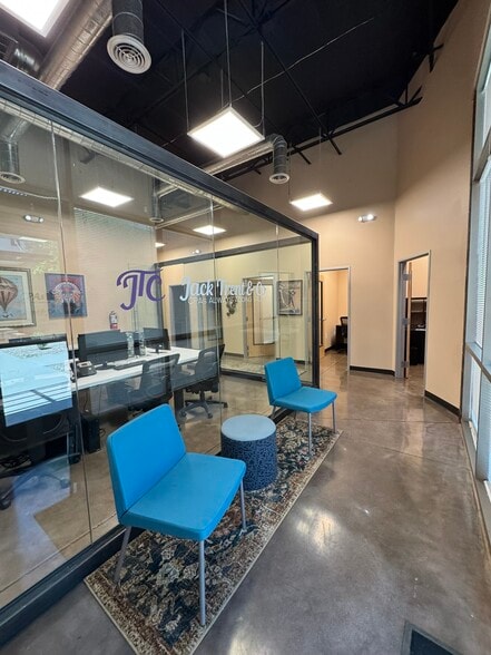 More Photos Of 5680 W Chandler Blvd, Chandler Loft Creative Space For Sale