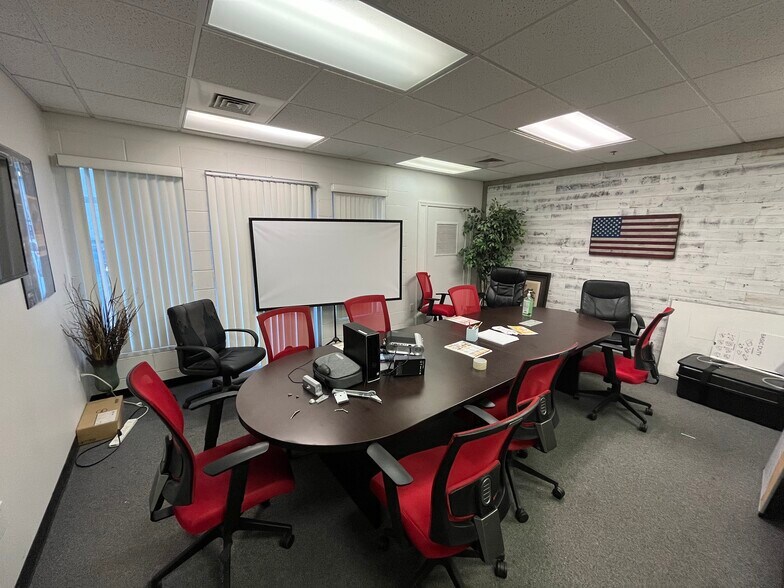 More Photos Of 1616 Centerville Tpke, Virginia Beach Light Distribution For Lease
