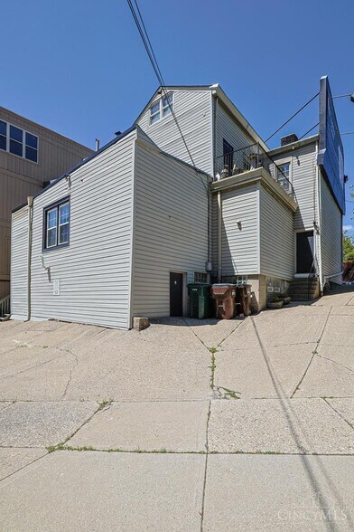 More Photos Of 2041-2043 Madison Rd, Cincinnati Storefront Retail Residential For Sale