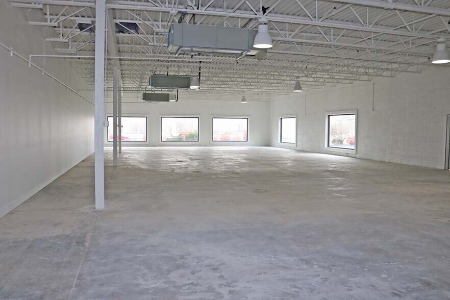 More Photos Of 455 Salem Pl, Fairview Heights Storefront Retail Office For Lease