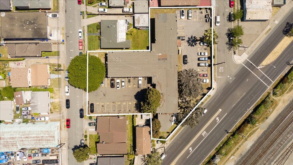 More Photos Of 2520 Ohio Ave, Richmond Apartments For Sale