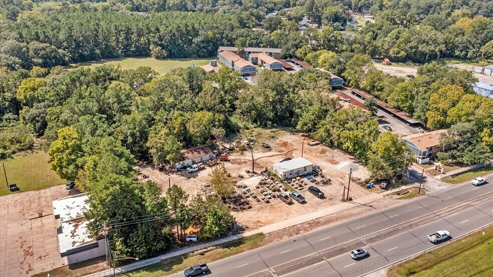 More Photos Of 1214 E Denman Ave, Lufkin Office For Sale