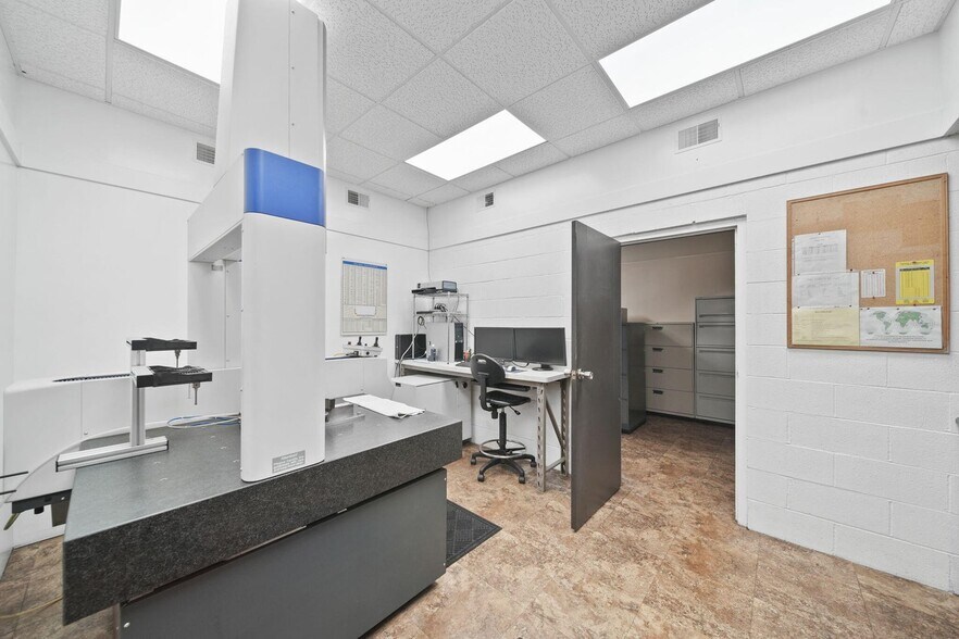 More Photos Of 1300 Mitchell St, Jackson Industrial For Sale