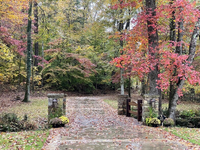 More Photos Of 75 County Road 171, Corinth Lodge Meeting Hall For Sale