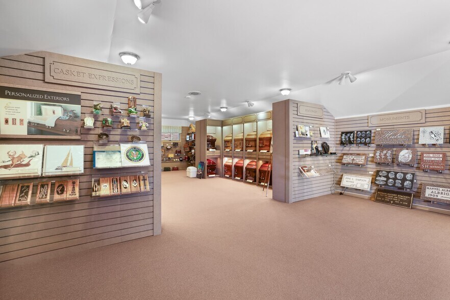 More Photos Of 520 2nd St, Excelsior Funeral Home For Sale