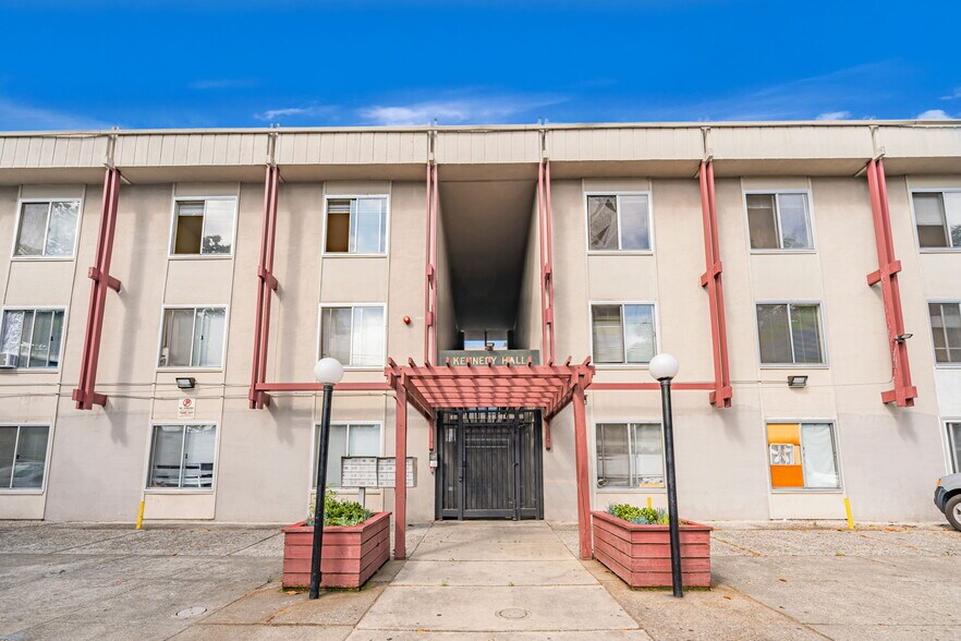 More Photos Of 555 S 10th St, San Jose Apartments For Sale