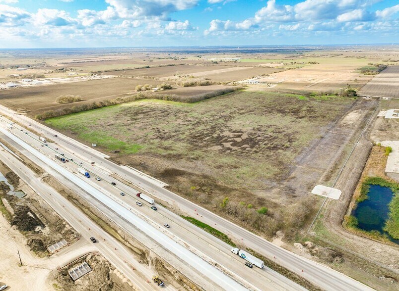 More Photos Of 779 Bolton Rd, Marion Land For Lease