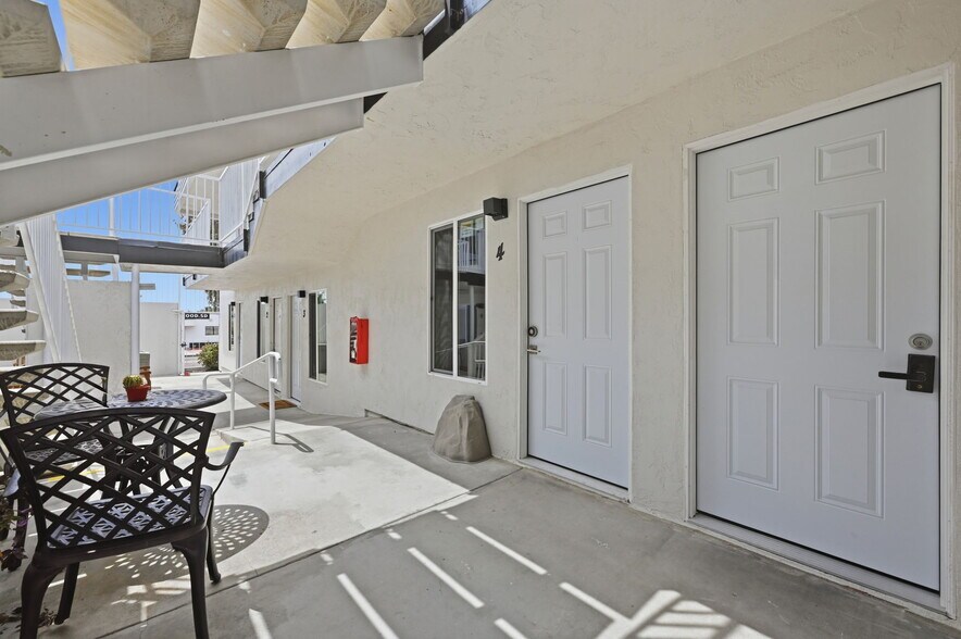 More Photos Of 2005 Highland Ave, National City Apartments For Sale