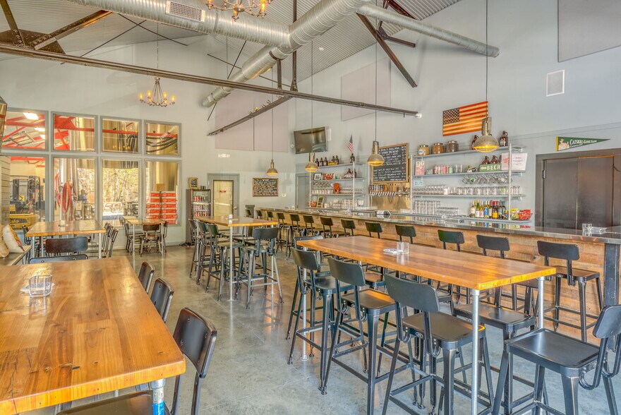 More Photos Of 201 Water St, Catskill Winery Vineyard For Sale