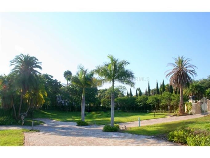 More Photos Of 300 Palm Bluff St, Clearwater Land For Sale