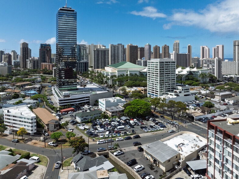 More Photos Of 1700-1722 Kalakaua Ave, Honolulu Land For Sale