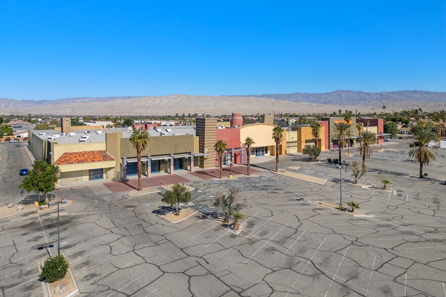 More Photos Of 31033 Date Palm Dr, Cathedral City Storefront For Sale