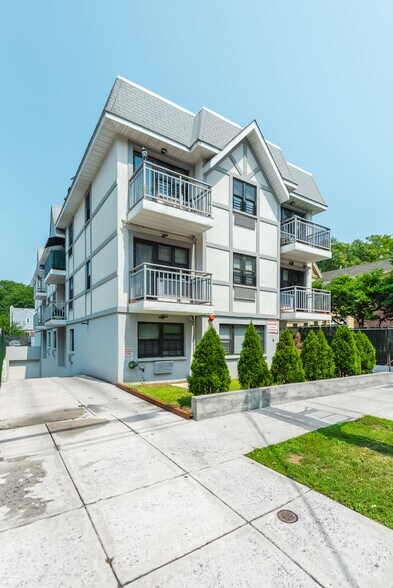 More Photos Of 164-11 Highland Avenue, Jamaica Apartments For Sale