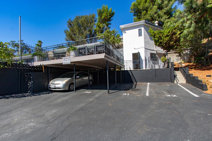 More Photos Of 200 S Avenue 59, Los Angeles Apartments For Sale