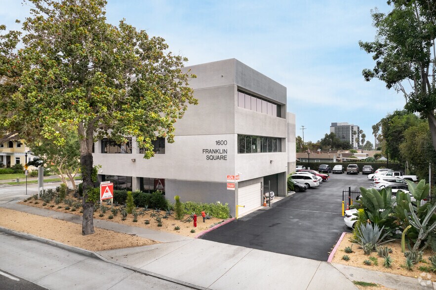 Primary Photo Of 1600 E 4th St, Santa Ana Medical For Lease
