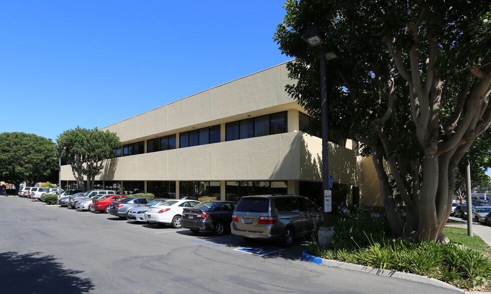 More Photos Of 1305-1310 Union Plaza Ct, Oceanside Office For Lease