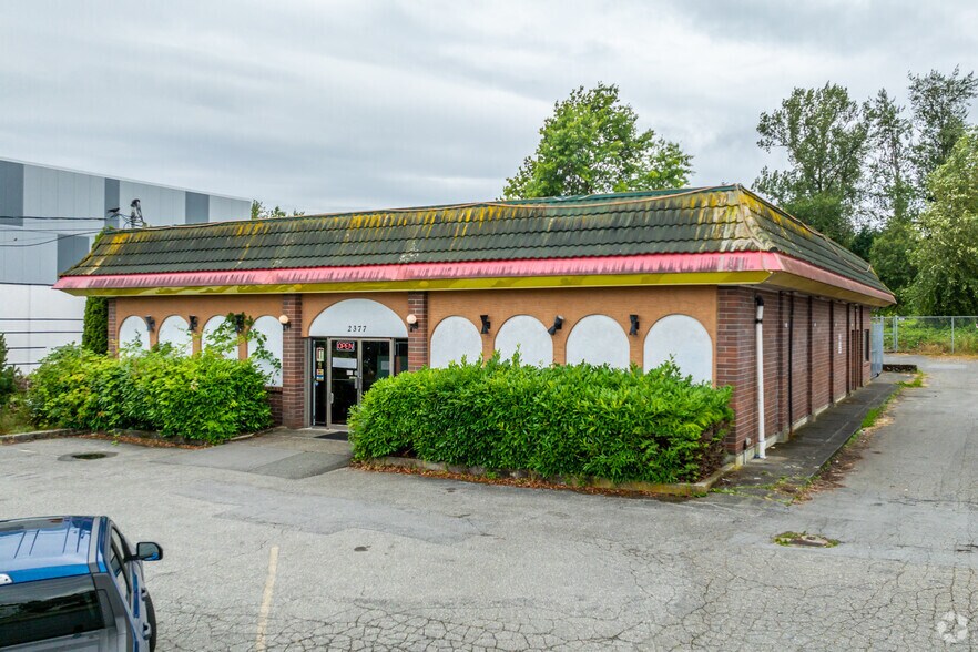 Primary Photo Of 2377 King George Blvd, Surrey Restaurant For Sale