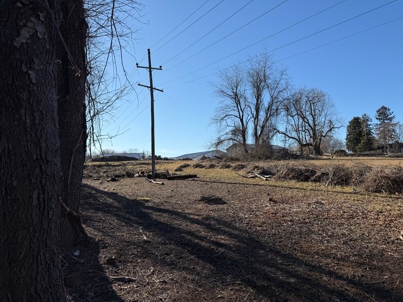 More Photos Of 651 Lincoln St, Oxford Land For Sale