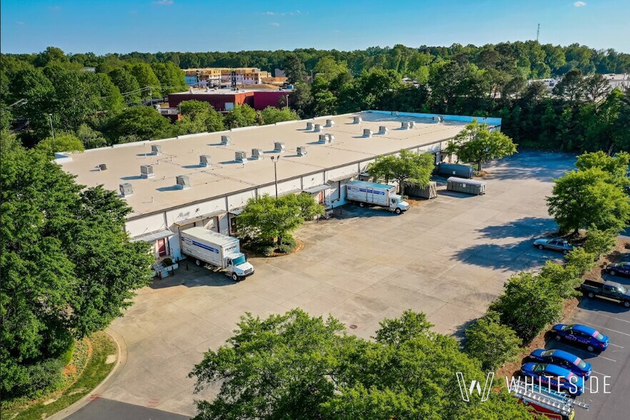 More Photos Of 4404 Stuart Andrew Blvd, Charlotte Flex For Lease