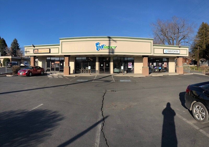 More Photos Of 2201 W Nob Hill Blvd, Yakima Freestanding For Lease