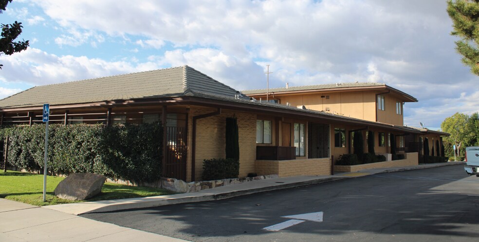Primary Photo Of 3731 Tibbetts St, Riverside Medical For Lease