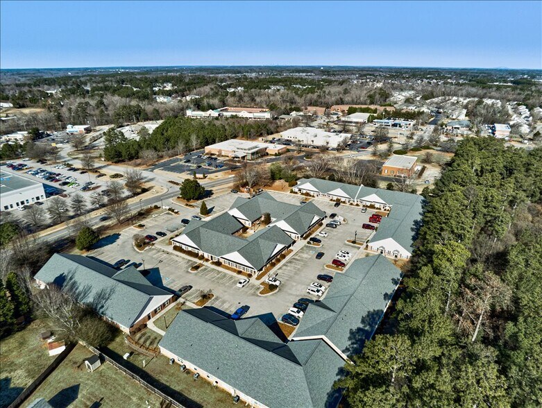 More Photos Of 801-814 Pavilion Ct, McDonough Office For Lease