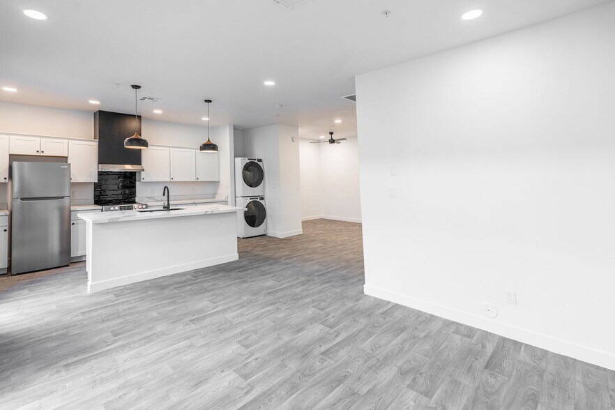 More Photos Of 719 W Missouri Ave, Phoenix Apartments For Sale