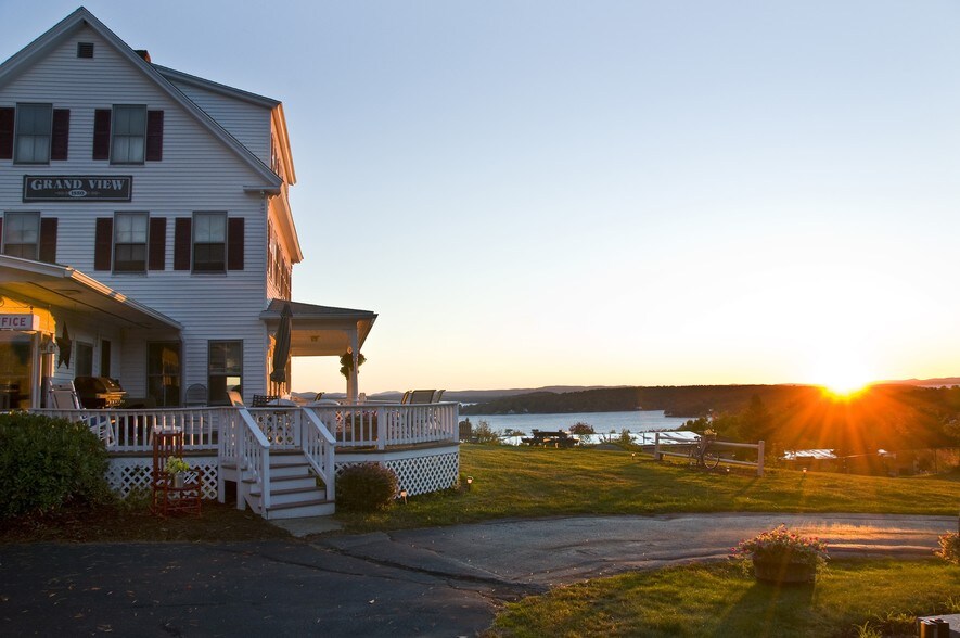 More Photos Of 291 Endicott St N, Laconia Hotel For Sale