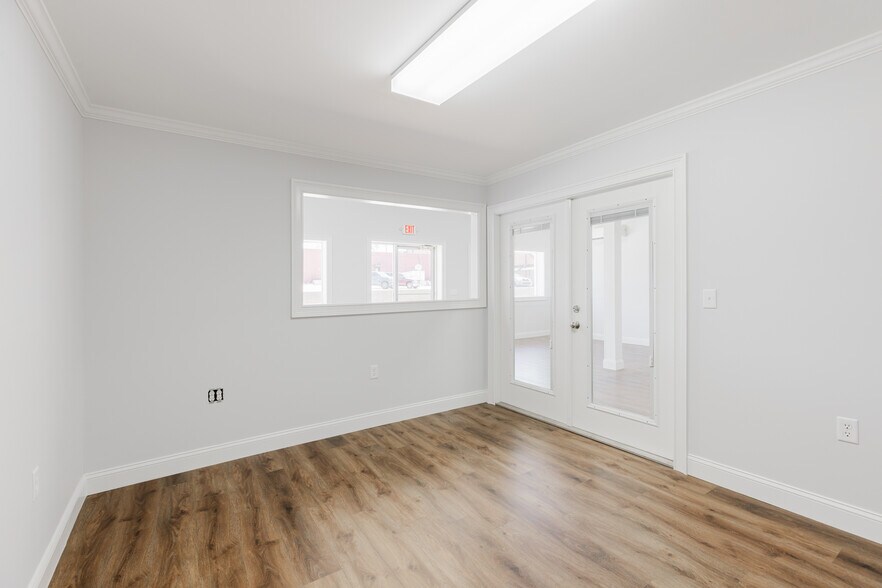 More Photos Of 501 W Forsyth St, Americus General Retail For Sale