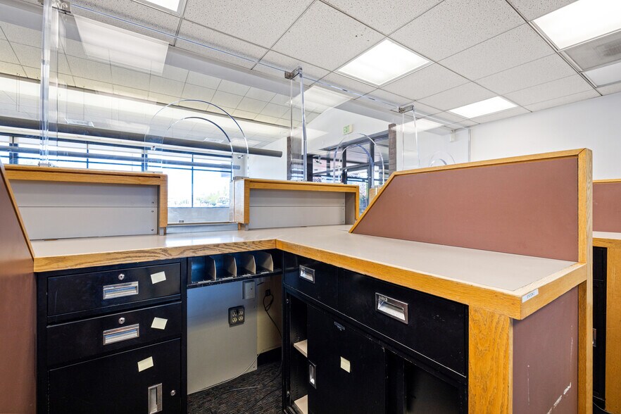 More Photos Of 2714 S 300 W, Salt Lake City Bank For Sale