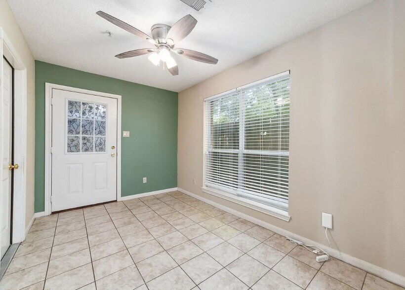 More Photos Of 100 Westpark Dr, Conroe Apartments For Sale