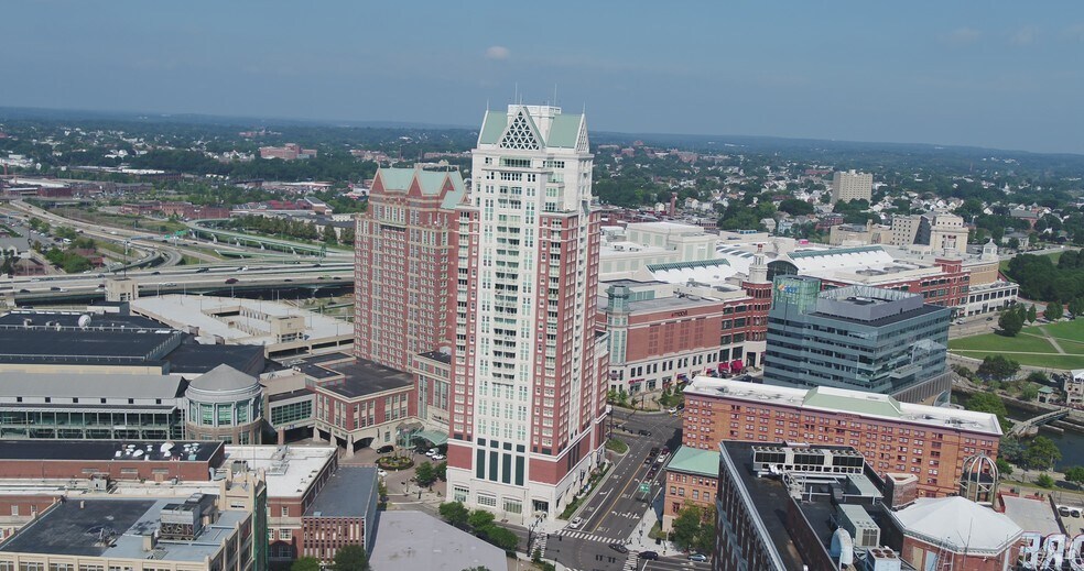 More Photos Of 1 W Exchange St, Providence Hotel For Lease