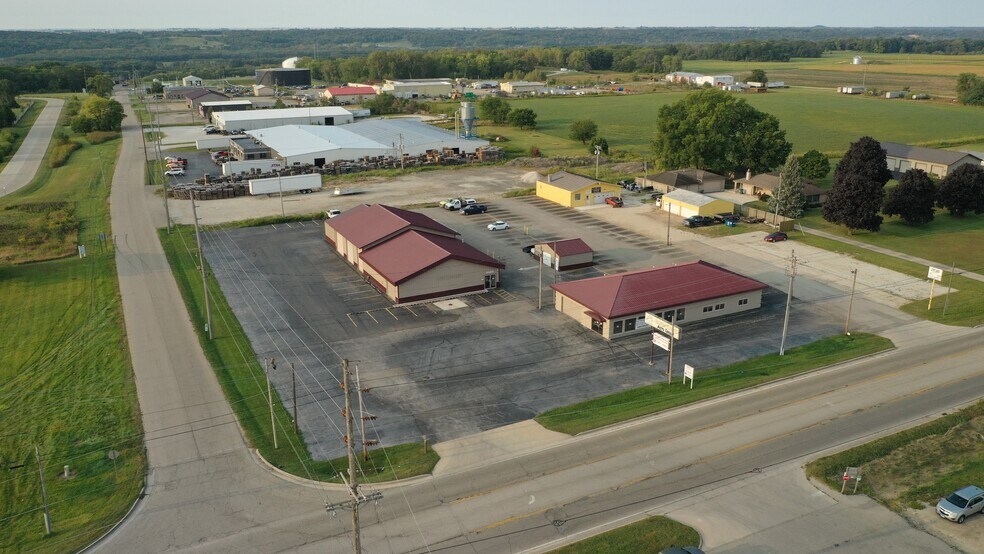 Primary Photo Of 11 W US Highway 6, Peru Auto Dealership For Sale