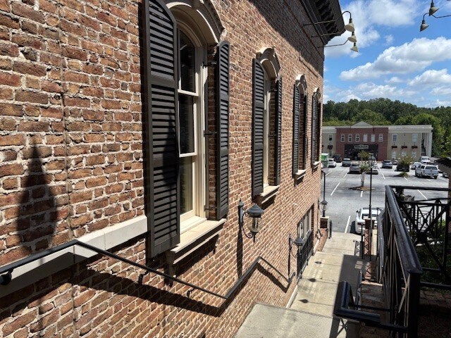 More Photos Of 8480 Holcomb Bridge Rd, Alpharetta Freestanding For Sale