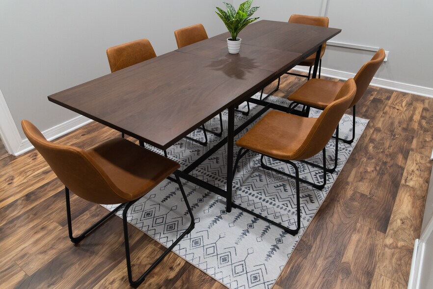 More Photos Of 45 N Chillicothe Rd, Aurora Office For Lease