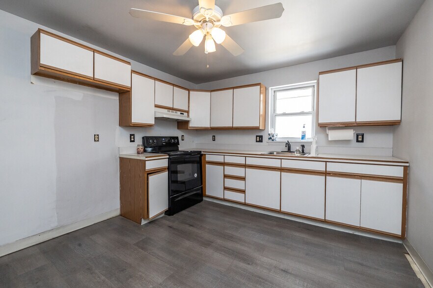 More Photos Of 1017 Market St, Gloucester City Healthcare For Sale