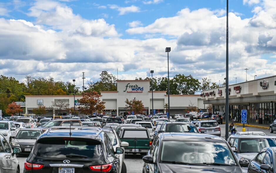 More Photos Of 6901-6981 Hechinger Dr, Springfield Unknown For Lease