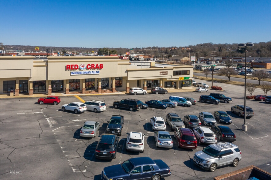 More Photos Of 3230-3360 Riverside Dr, Danville Unknown For Lease