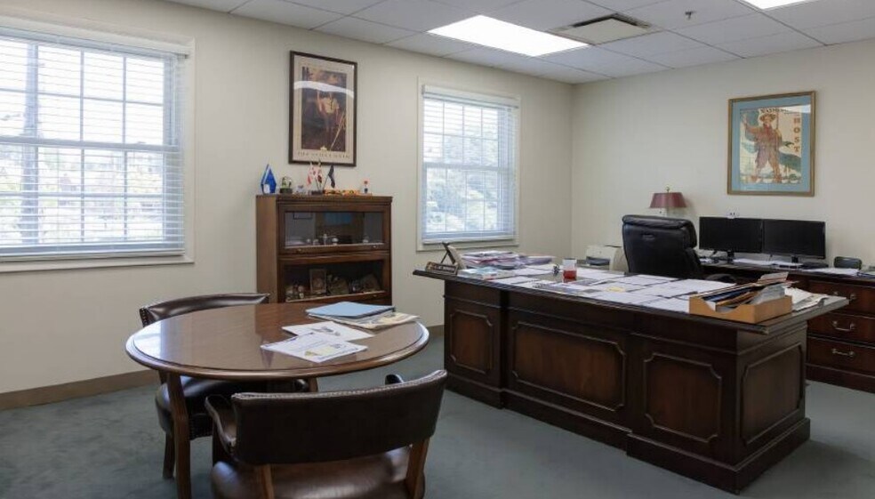 More Photos Of 9190 Rockville Pike, Bethesda Office For Sale
