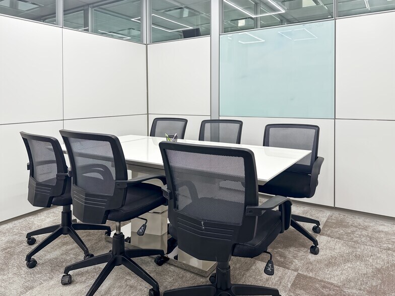 Primary Photo Of 6920 Brisbane Ct, Sugar Land Coworking Space