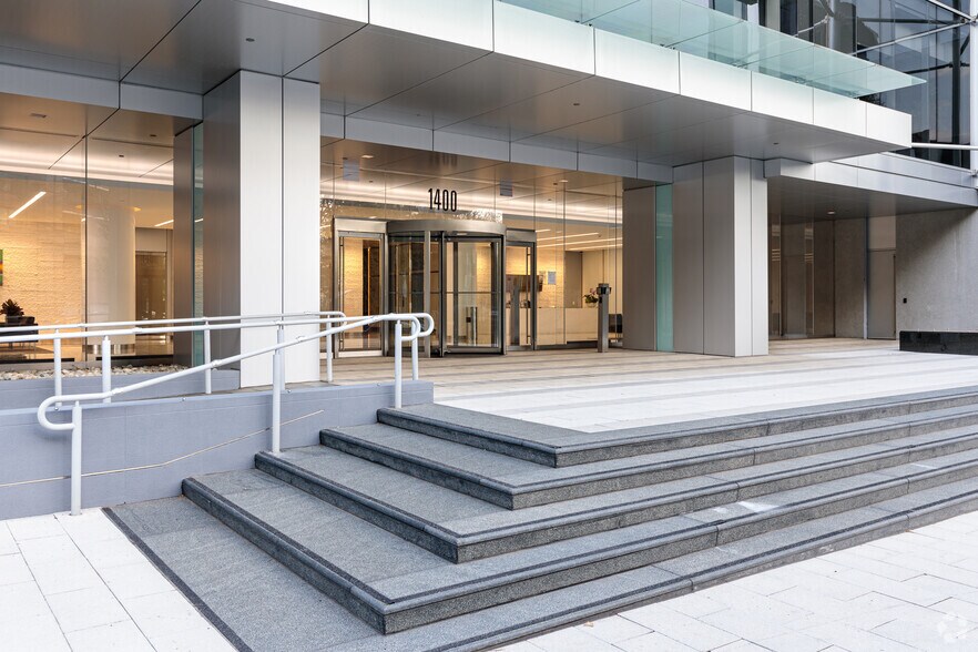 More Photos Of 1400 Crystal Dr, Arlington Office For Lease