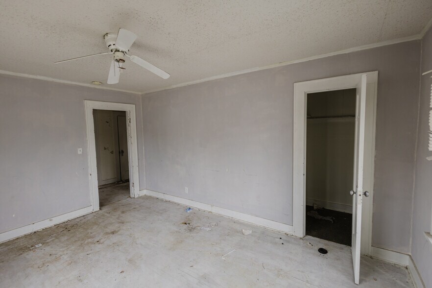 More Photos Of 123 E Madison Ave, Arkansas City Apartments For Sale