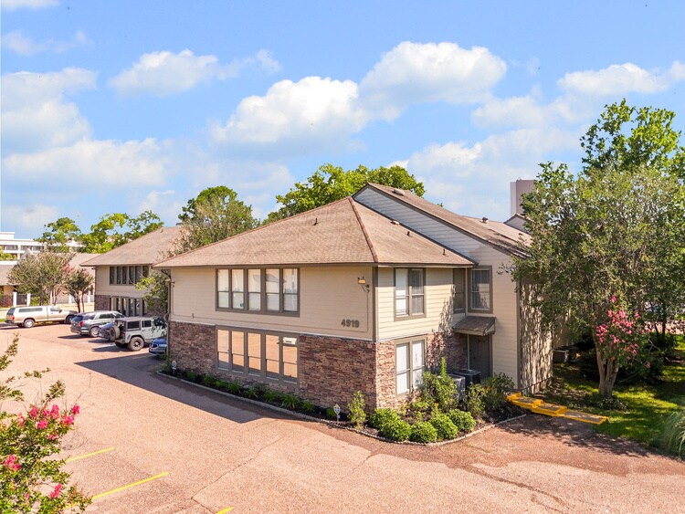 More Photos Of , Baton Rouge Office For Sale
