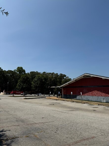 More Photos Of 1053 Tiger Blvd, Clemson Restaurant For Sale