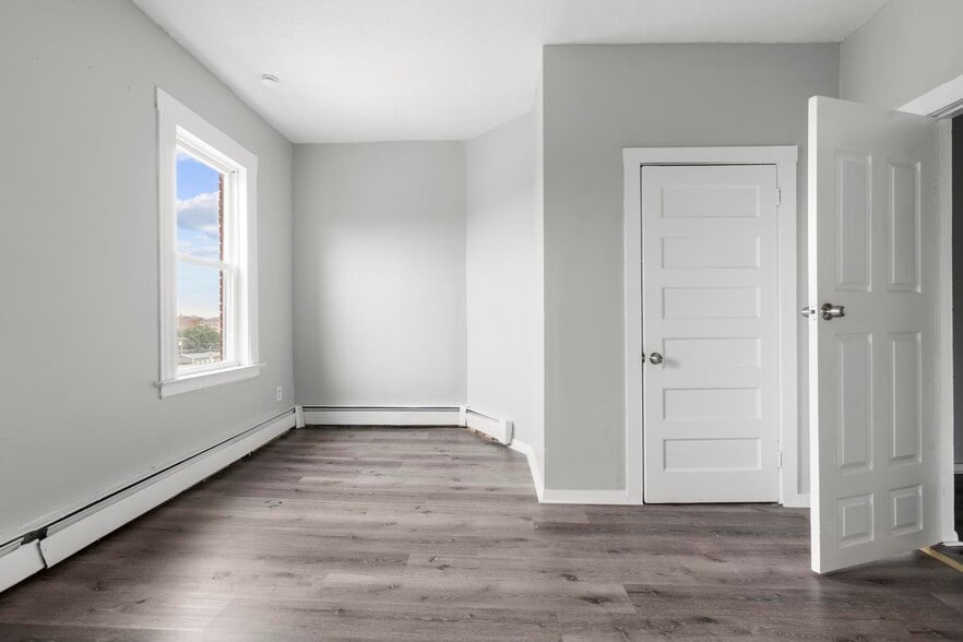 More Photos Of 123-125 North St, New Britain Apartments For Sale