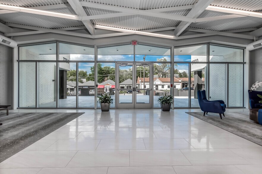 More Photos Of 7700-7750 Clayton Rd, Richmond Heights Office For Sale