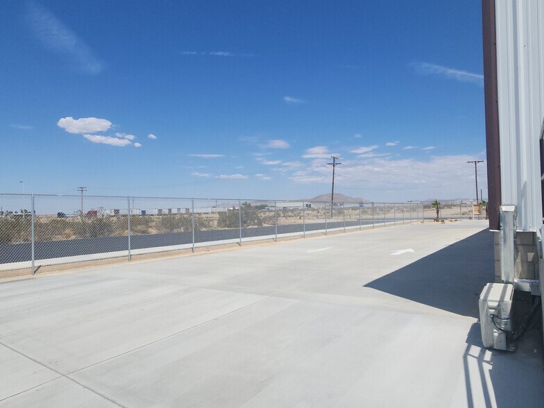More Photos Of 17454 Adelanto Rd, Adelanto Distribution For Sale