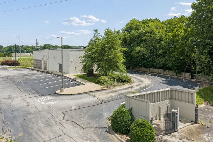 More Photos Of 710 9th Ave N, Bessemer Fast Food For Sale