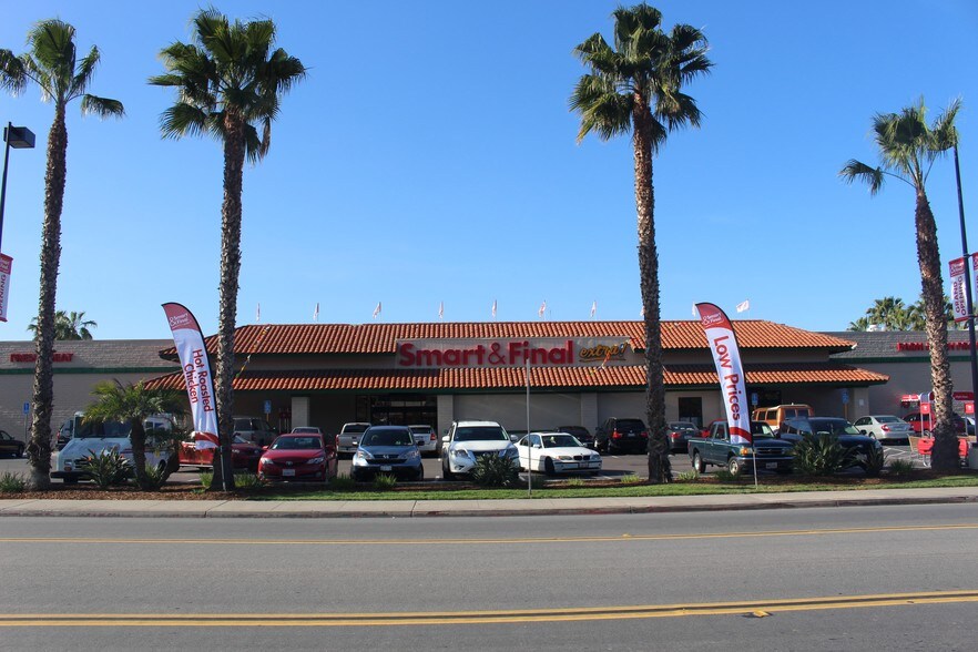 More Photos Of 340-416 W San Ysidro Blvd, San Ysidro Unknown For Lease