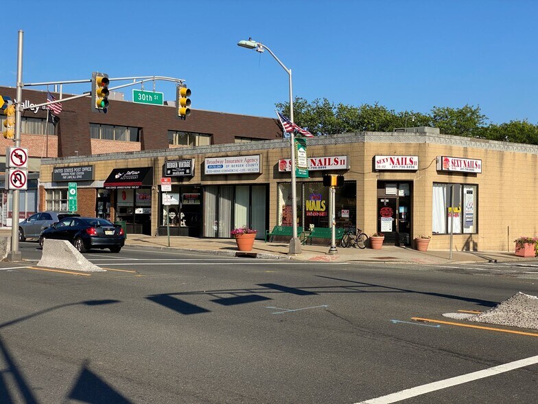 Primary Photo Of 30-04 Broadway, Fair Lawn General Retail For Lease